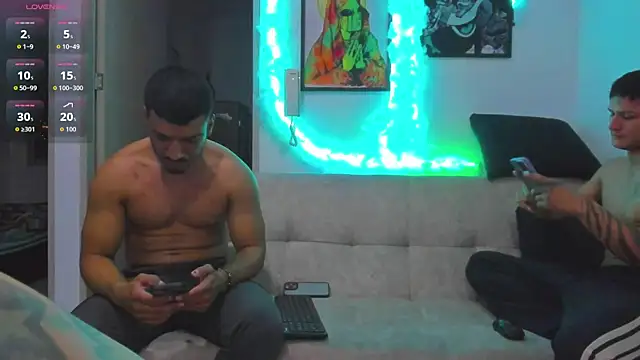 heteros curious online show from March 2026 12:04:01 AM