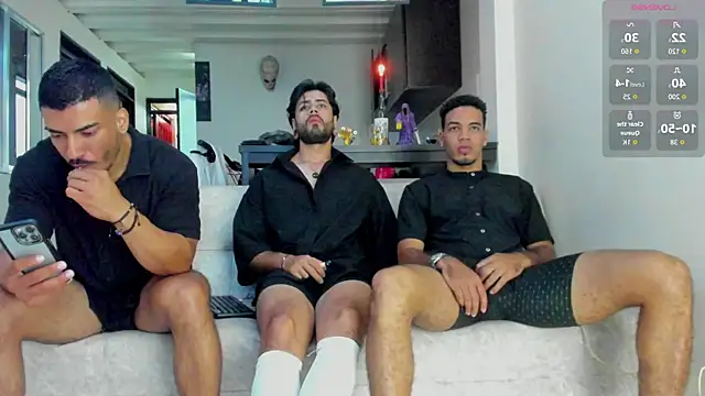 Snapshot of heteros_curious chatting on January 2026 11:44:02 PM heteros curious online show from January 2026 11:44:02 PM