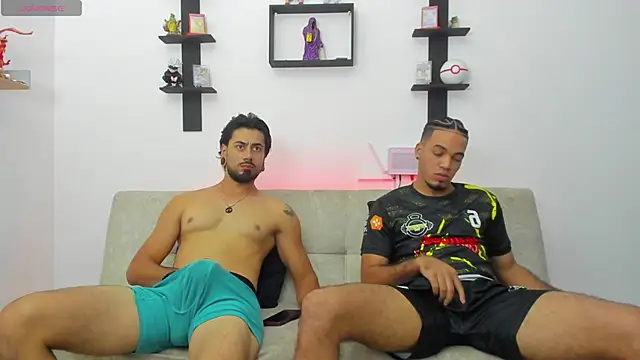 heteros curious online show from April 2026 06:04:01 AM