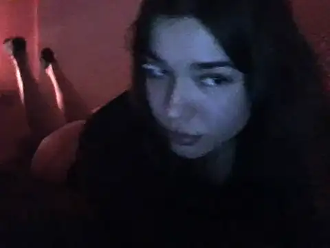 frutillitaaok  online show from March 2026 10:43:02 PM