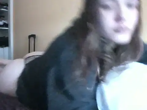 frutillitaaok  online show from July 2026 06:41:02 PM