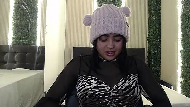 Snapshot of mia_violet8 chatting on November 2025 12:22:02 AM mia violet8 online show from November 2025 12:22:02 AM