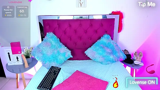 Samantha  F W online show from February 2026 09:48:01 PM