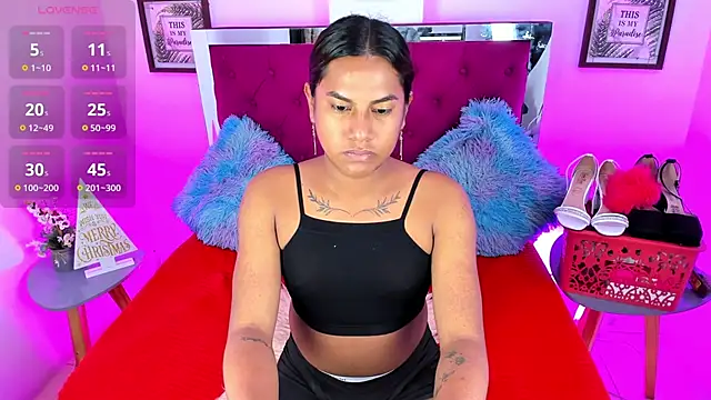 Samantha  F W online show from December 2025 03:45:01 PM