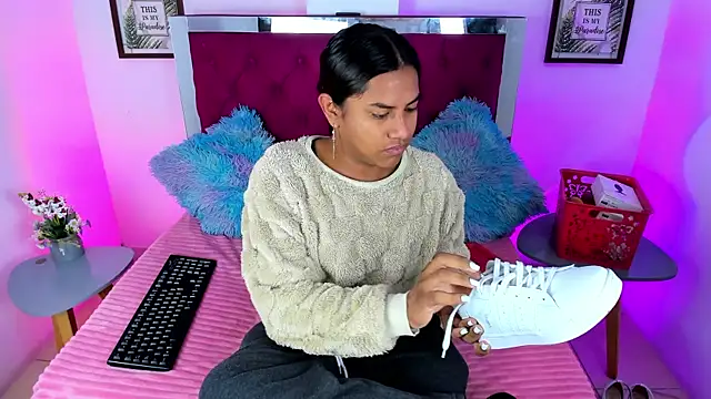 Samantha  F W online show from January 2026 06:13:02 PM