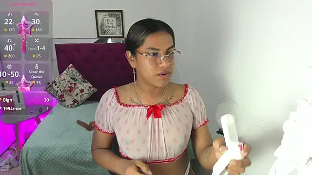 Snapshot of Samantha__F_W chatting on July 2026 04:19:01 AM Samantha F W online show from July 2026 04:19:01 AM