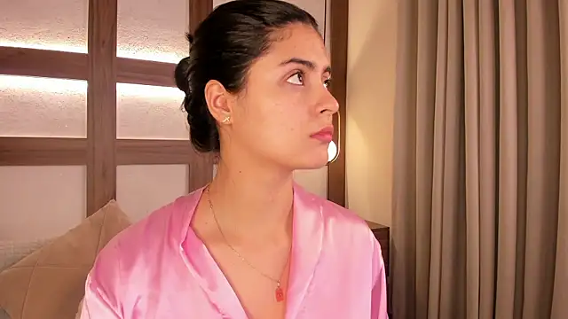 SarhaVega online show from March 2026 12:28:02 PM