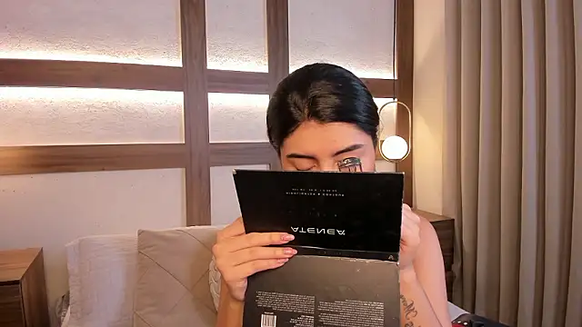 SarhaVega online show from March 2026 12:20:02 PM