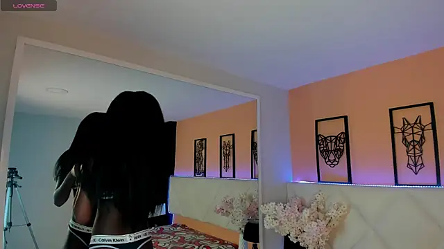 Charlotte evanns 1 online show from November 2025 12:27:01 PM