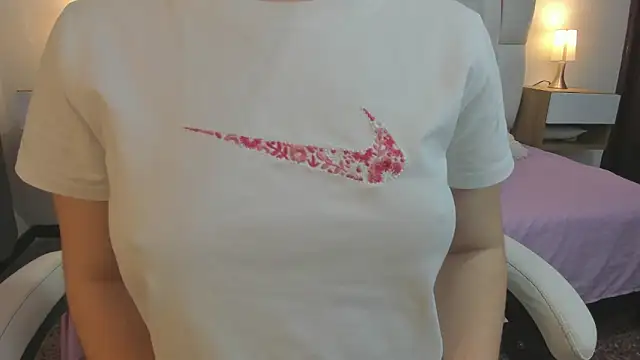 mask red girl online show from March 2026 12:42:01 PM