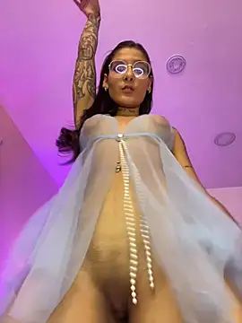 LauraRaider online show from February 2026 07:46:02 PM