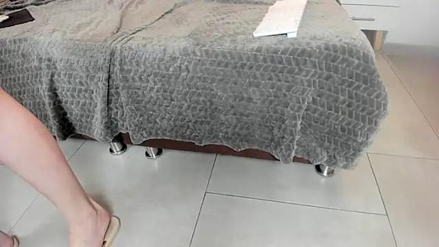 Mysterius Woman online show from February 2026 01:22:01 PM