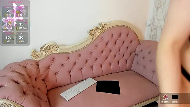 Mysterius Woman online show from December 2025 01:21:02 PM