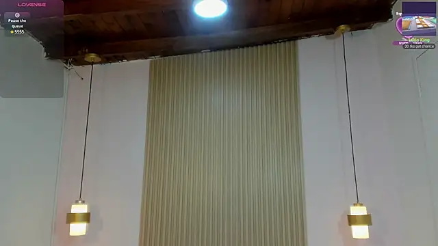 Izelevans online show from February 2026 01:00:02 PM