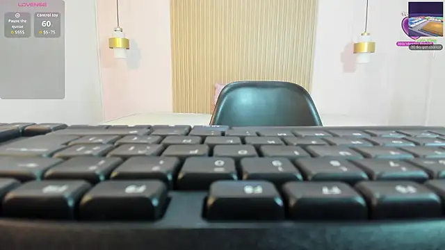 Izelevans online show from February 2026 12:06:02 PM