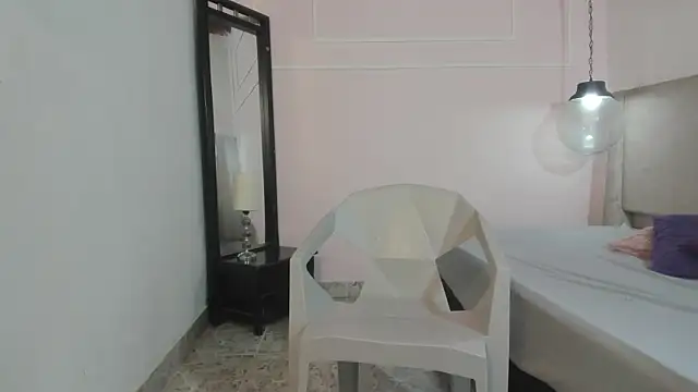 Izelevans online show from March 2026 11:52:02 AM