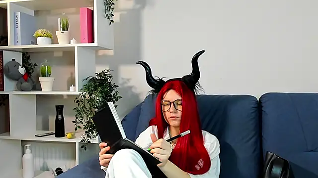 ShanaHearns online show from December 2025 08:37:02 AM