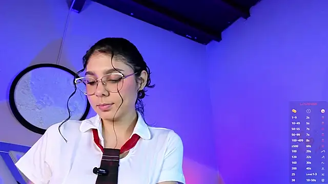 naty saenz online show from December 2025 10:08:02 AM