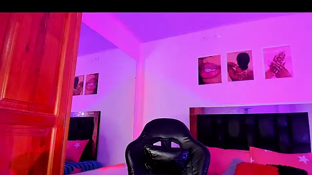 ValeryTs1 online show from May 2026 06:04:01 PM