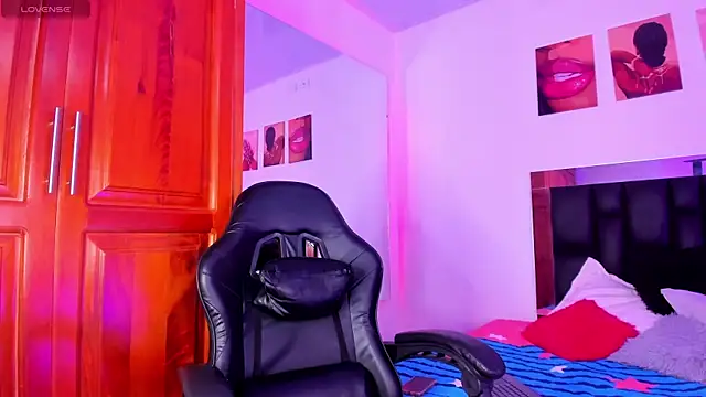 ValeryTs1 online show from April 2026 06:26:01 PM