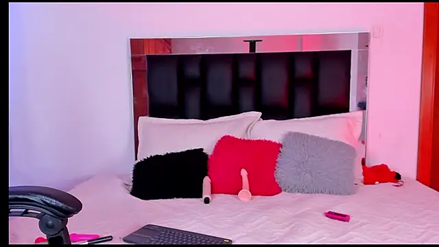 ValeryTs1 online show from January 2026 07:12:01 PM