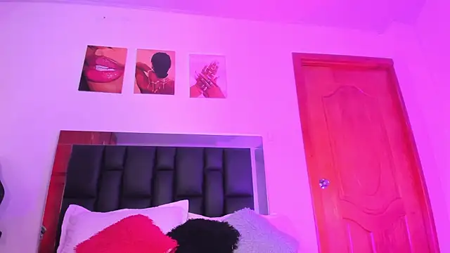 ValeryTs1 online show from April 2026 06:33:02 PM