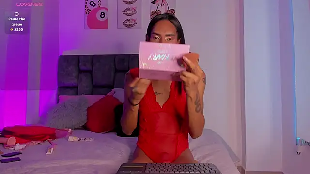 ValeryTs1 online show from January 2026 06:12:01 PM