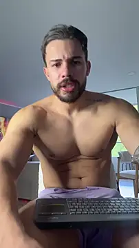 Valenthino Salvatore online show from May 2026 10:19:01 PM