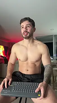 Valenthino Salvatore online show from December 2025 04:06:02 AM