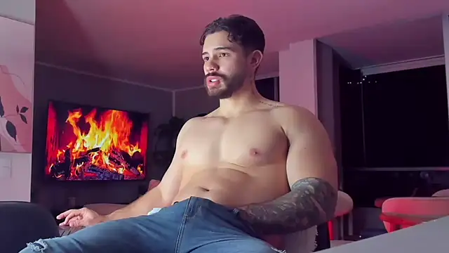 Valenthino Salvatore online show from February 2026 05:07:02 AM