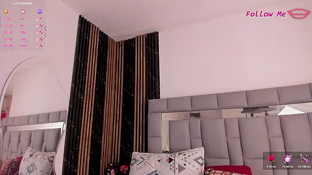 amaia santini online show from February 2026 07:11:01 PM