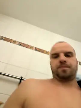 Snapshot of Phoenix2310 chatting on January 2026 02:43:02 PM Phoenix2310 online show from January 2026 02:43:02 PM