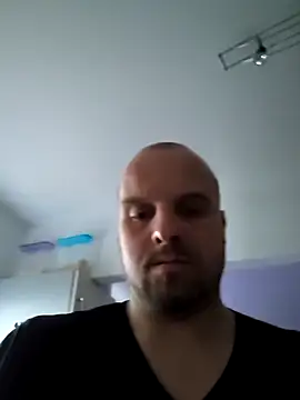 Snapshot of Phoenix2310 chatting on February 2026 06:46:02 AM Phoenix2310 online show from February 2026 06:46:02 AM