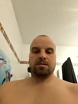 Snapshot of Phoenix2310 chatting on January 2026 04:21:02 PM Phoenix2310 online show from January 2026 04:21:02 PM