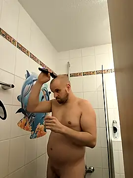 Snapshot of Phoenix2310 chatting on February 2026 07:15:02 PM Phoenix2310 online show from February 2026 07:15:02 PM