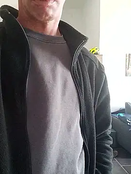 hamstiboy55 online show from May 2026 04:15:02 PM