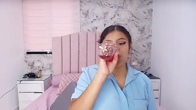 katsumi yan online show from January 2026 07:18:01 PM