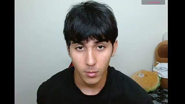 Neithanzynnx online show from November 2025 07:47:01 PM