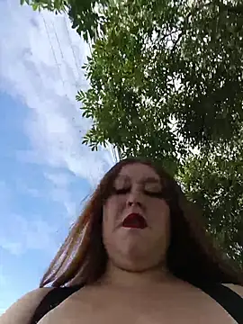 Snapshot of Shofy22 chatting on November 2025 01:22:01 PM Shofy22 online show from November 2025 01:22:01 PM