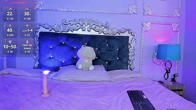 Snapshot of DhaliaRosse chatting on February 2026 03:51:01 AM DhaliaRosse online show from February 2026 03:51:01 AM