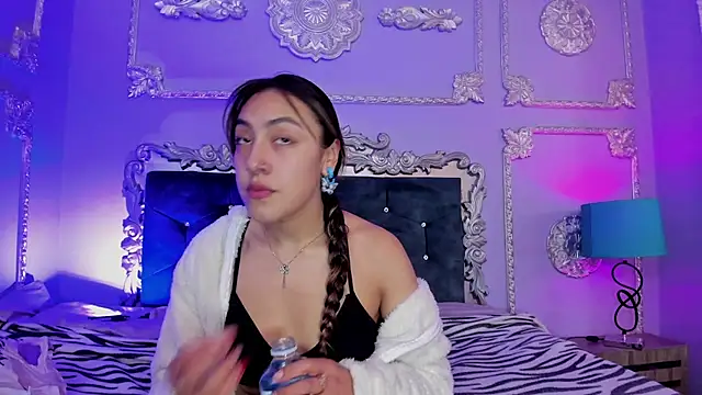 Snapshot of DhaliaRosse chatting on February 2026 03:36:02 AM DhaliaRosse online show from February 2026 03:36:02 AM