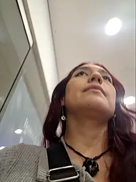 Eveeelyn25 online show from February 2026 12:10:01 AM