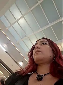 Eveeelyn25 online show from December 2025 11:37:02 PM