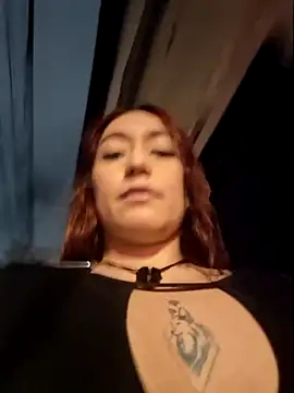 Eveeelyn25 online show from January 2026 01:42:01 AM