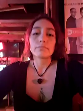 Eveeelyn25 online show from April 2026 01:46:02 AM