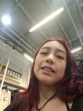 Eveeelyn25 online show from March 2026 10:27:02 PM