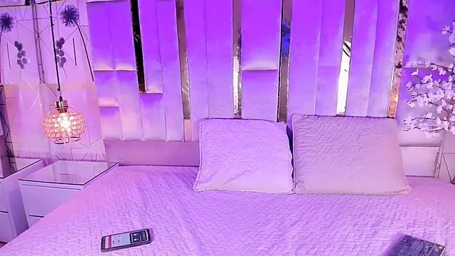 Naomistart online show from February 2026 04:54:01 AM