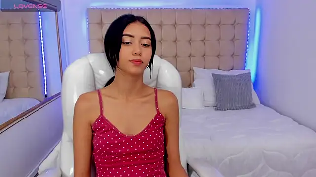 Gemma19  online show from November 2025 12:22:02 AM