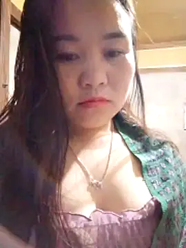 One-two22 online show from November 2025 12:05:02 PM