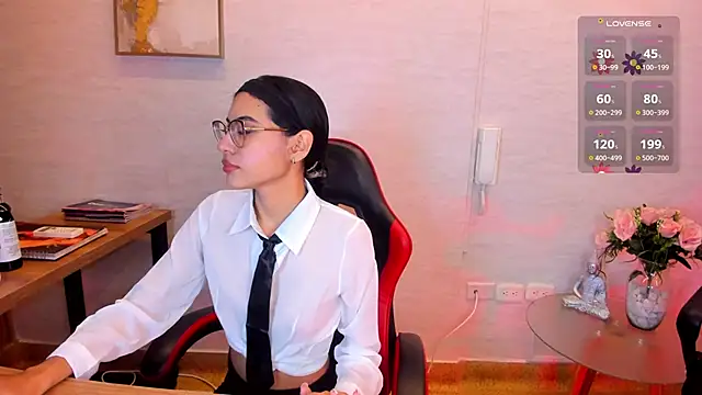 Snapshot of VanessaBoch chatting on May 2026 07:47:02 PM VanessaBoch online show from May 2026 07:47:02 PM